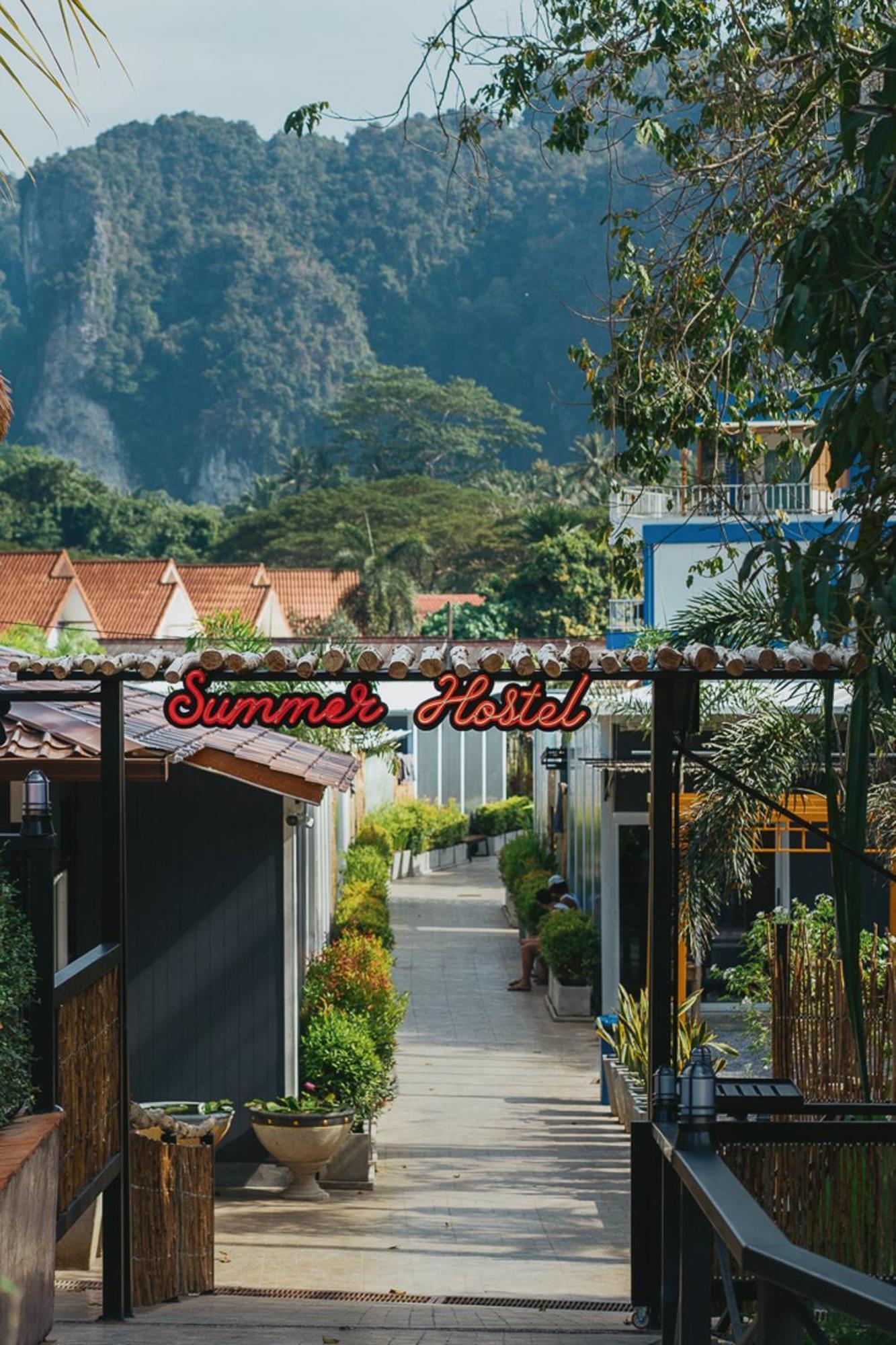 Summer Club And Hostel Ao Nang Exteriör bild